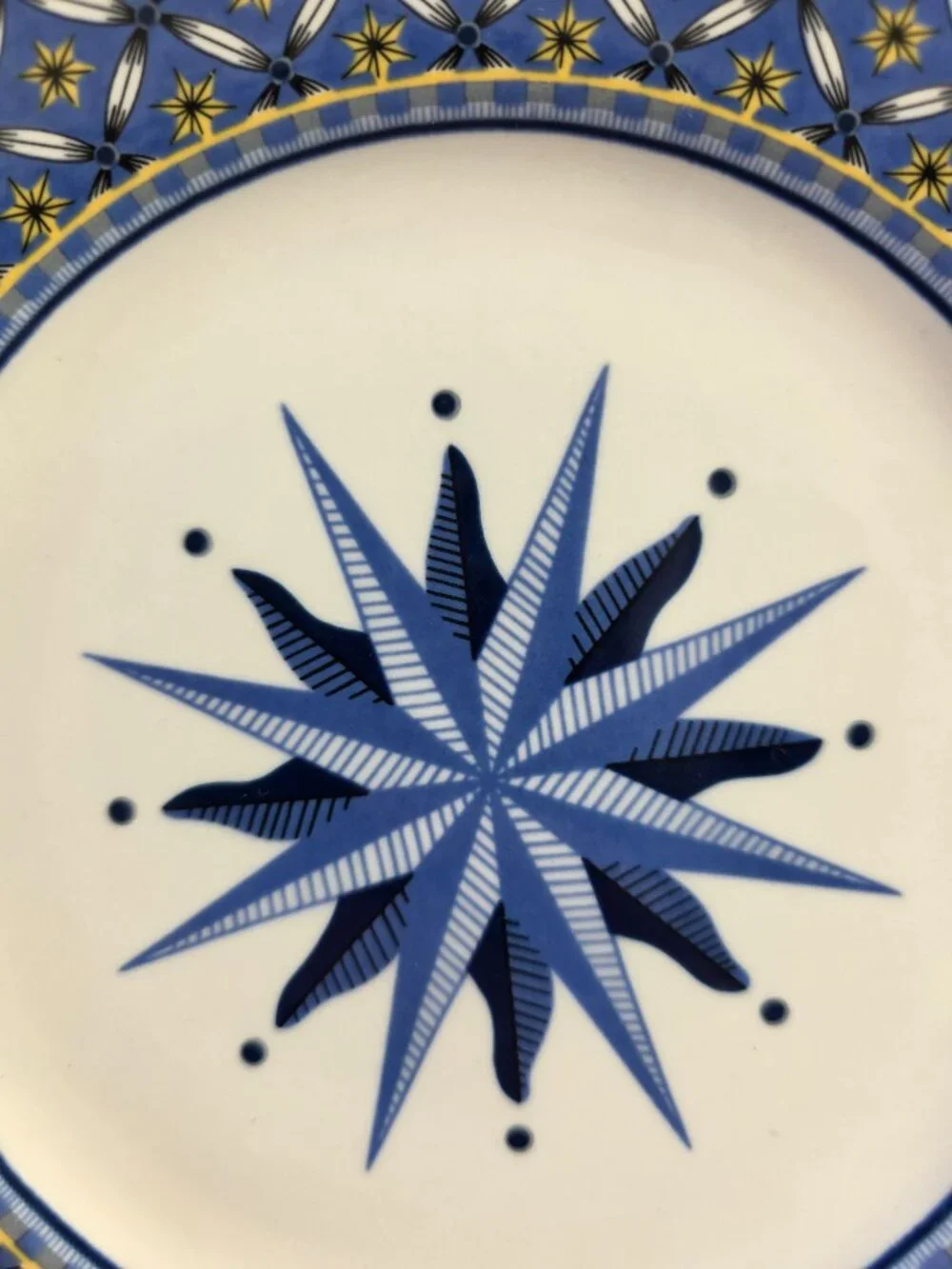 Victoria Beale Williamsburg Salad Plate Blue Yellow and Black Starburst Pattern